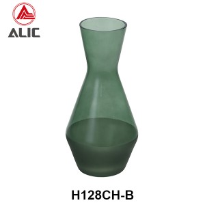 Lead Free High Quantity Hand Painted Pine Green Color Carafe H128CH-B 1400ml